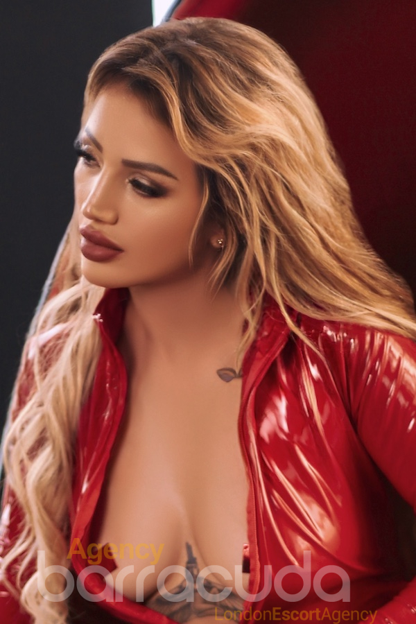 second image of Gabriela