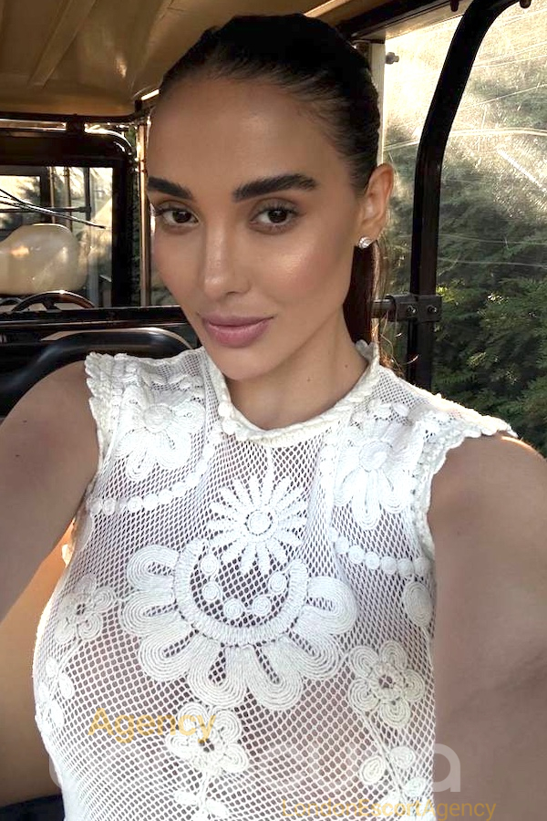 second image of Denella