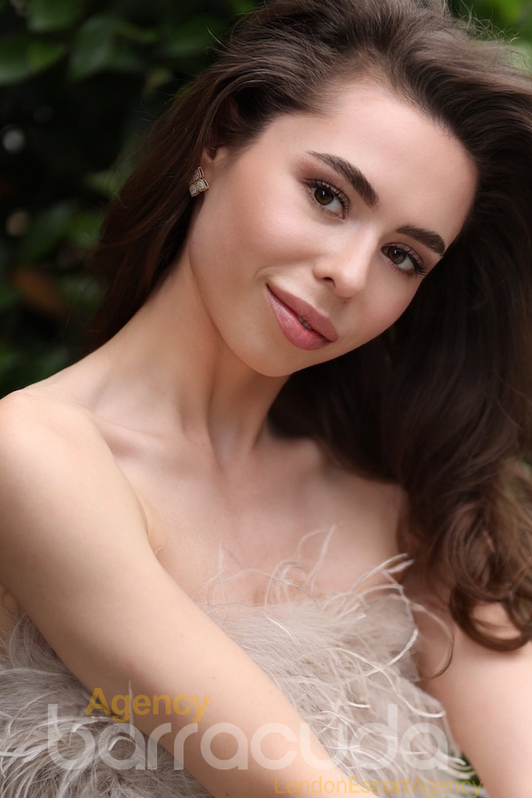 second image of Tina