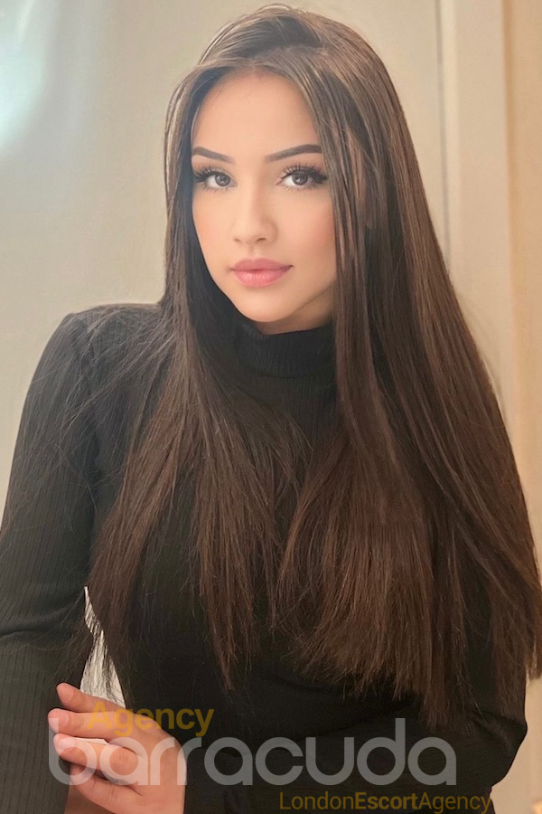 second image of Adallyn