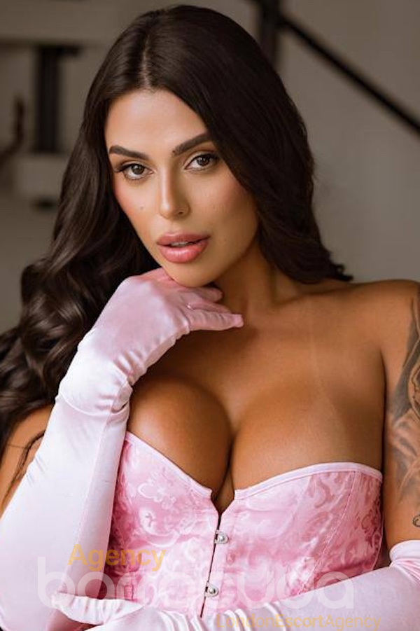 second image of Juciara