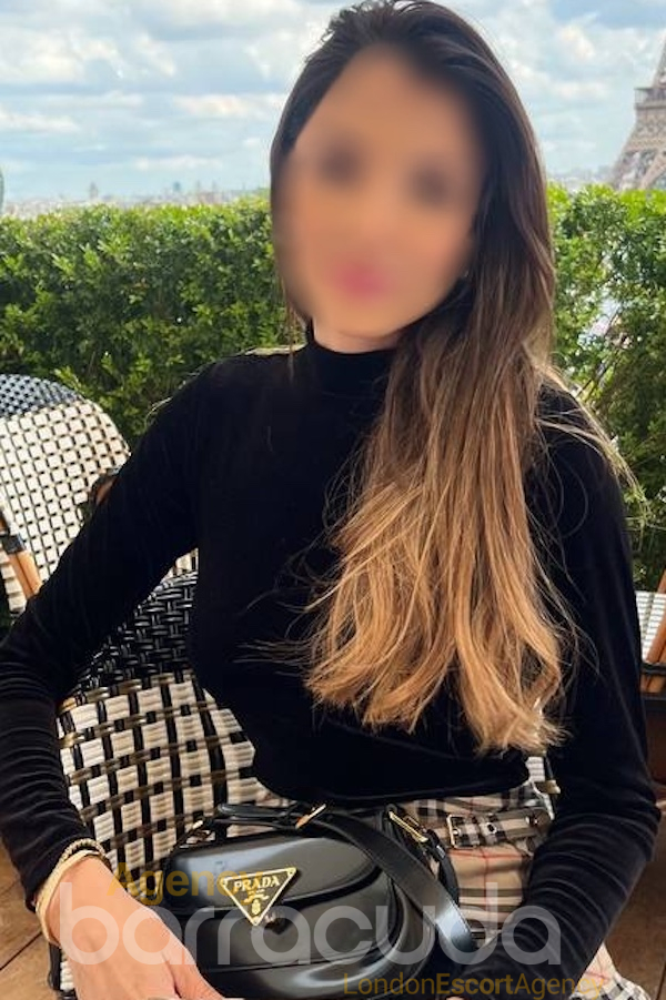 second image of Susanna