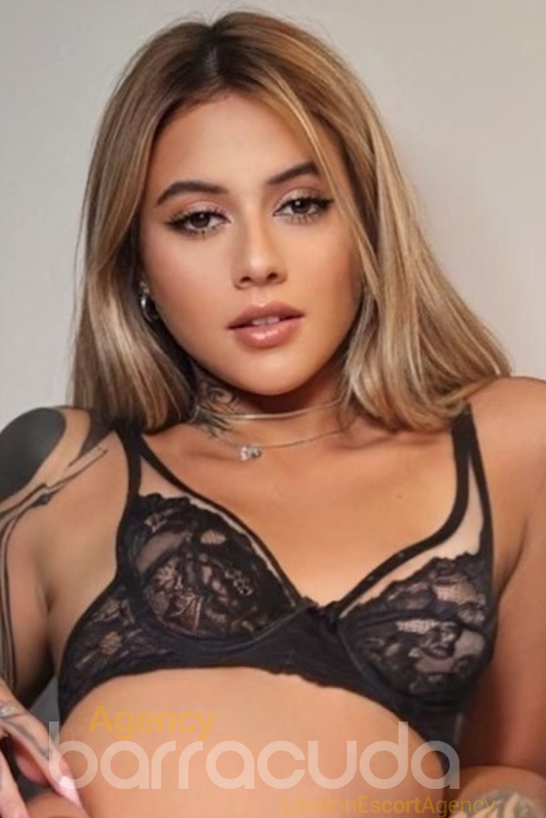 second image of Craita