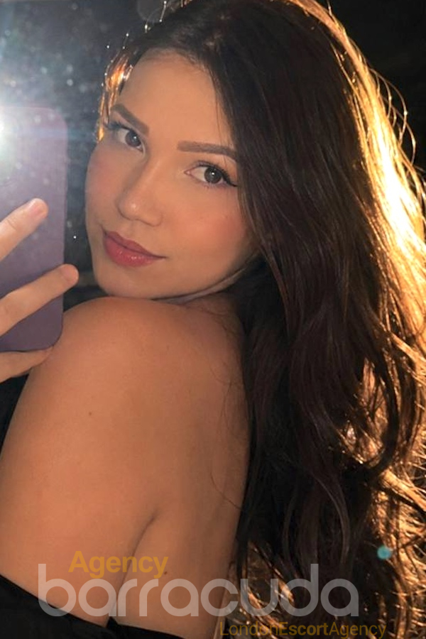 Finikera - Brazilian - Escort in London