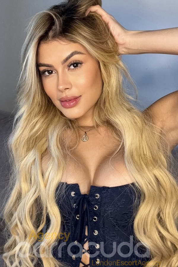 Estelita - Photo 19