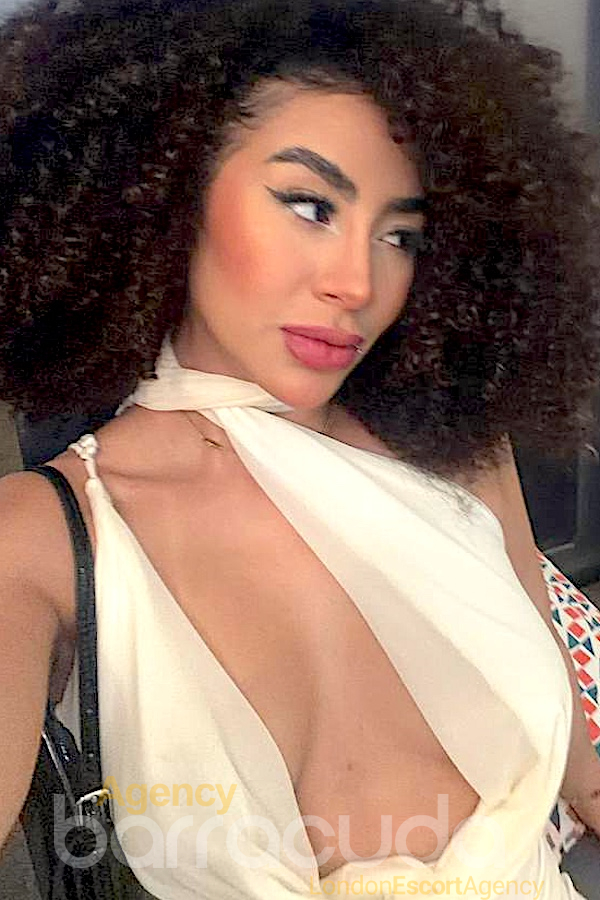 Luella - Brazilian - Escort in Londres